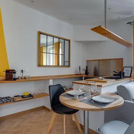 Au Coeur De Design Et Cosy Apartment